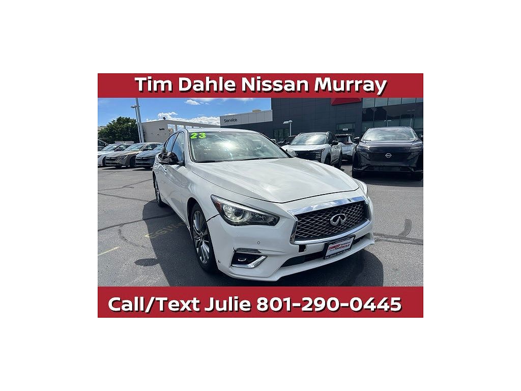 2023 Infiniti Q50 LUXE