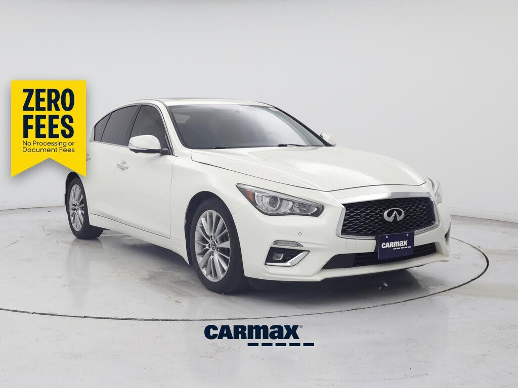 2023 Infiniti Q50 LUXE