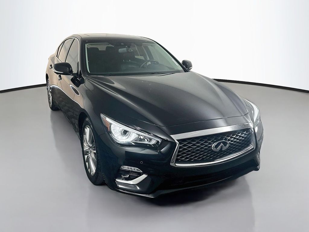 2022 Infiniti Q50 LUXE