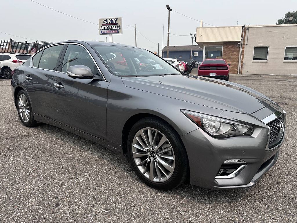 2022 Infiniti Q50 LUXE