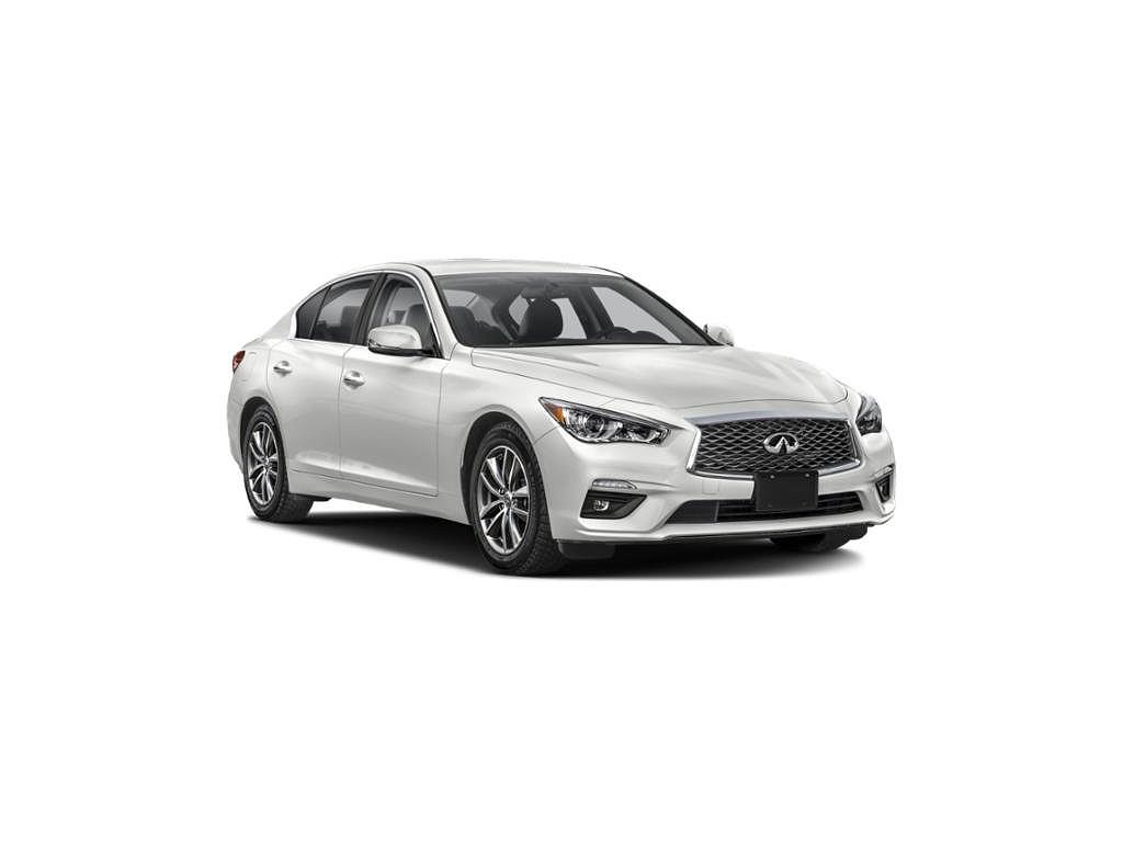 2023 INFINITI Q50 LUXE