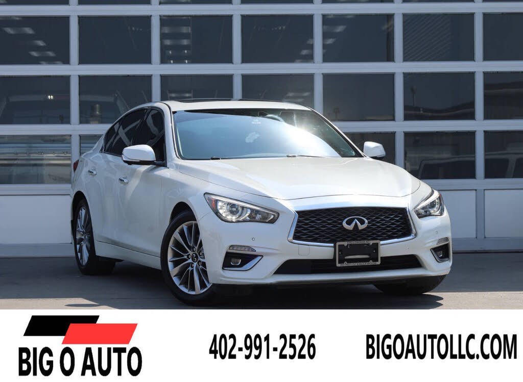 2022 Infiniti Q50 LUXE