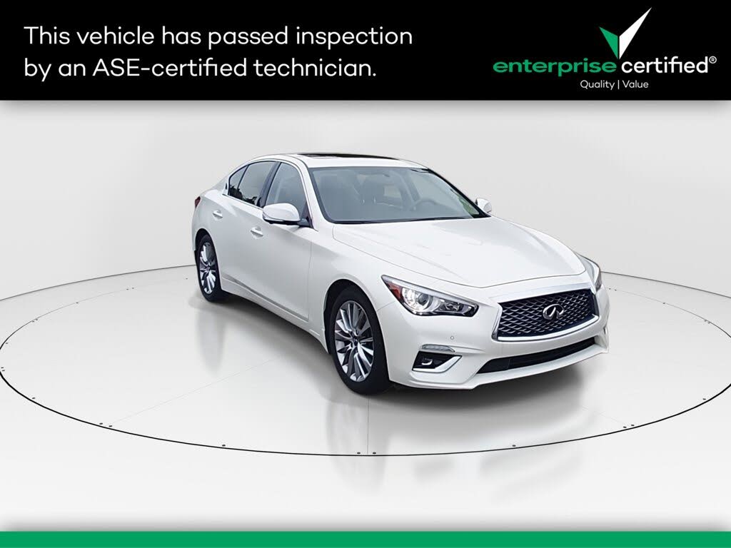 2023 Infiniti Q50 LUXE
