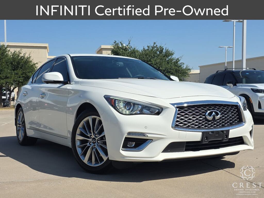 2023 Infiniti Q50 LUXE