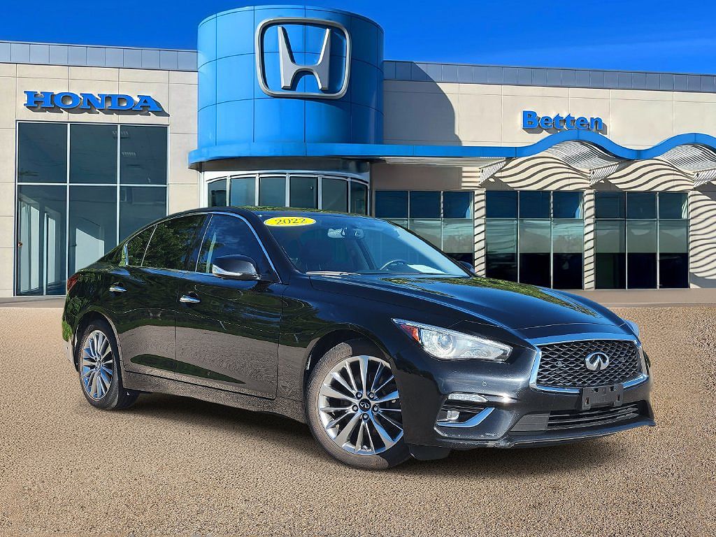 2022 Infiniti Q50 LUXE