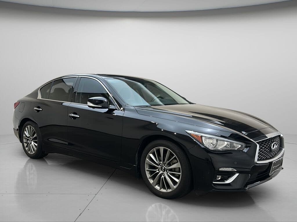 2024 Infiniti Q50 LUXE