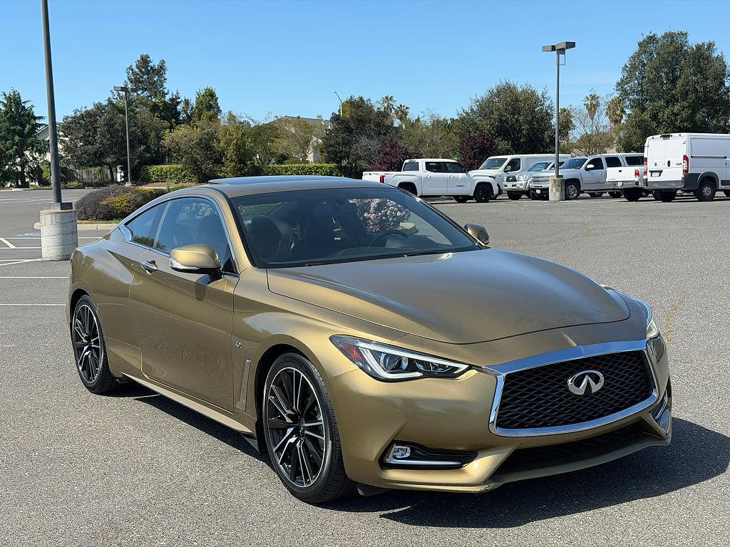 2018 Infiniti Q60 3.0t LUXE