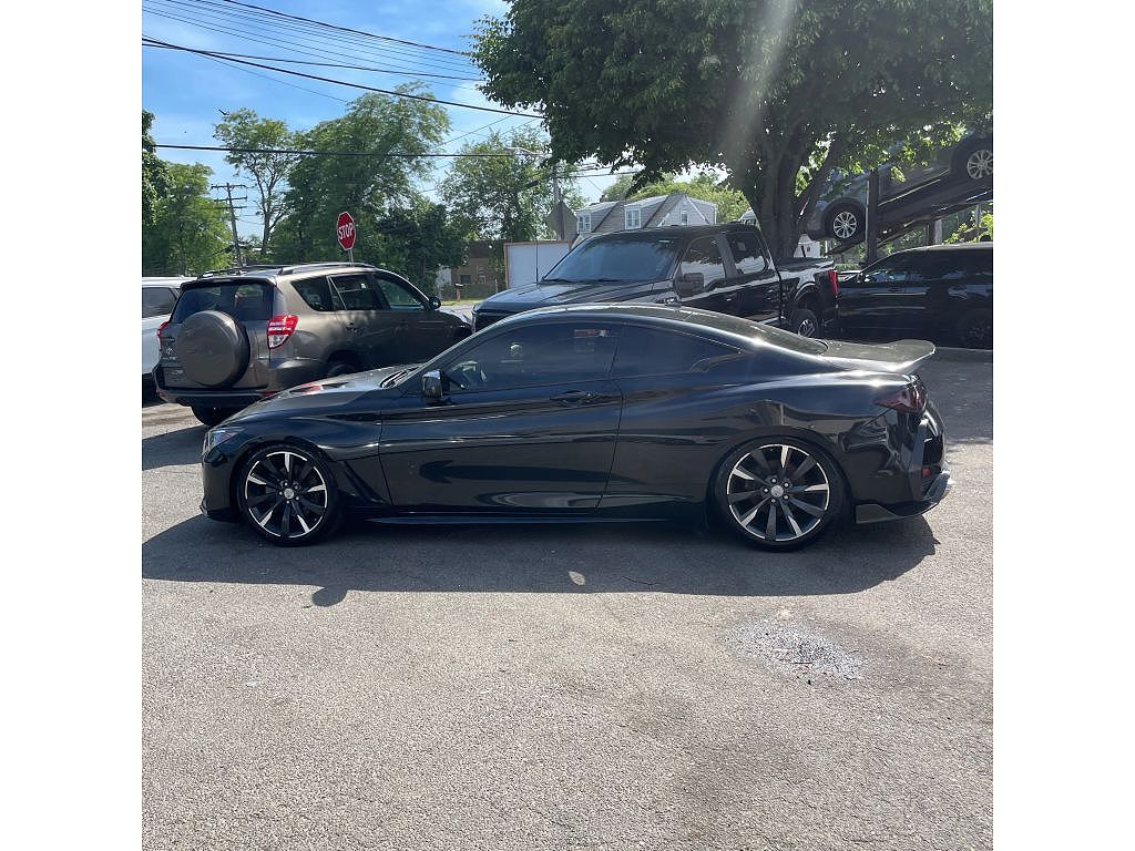 2017 Infiniti Q60 3.0t Sport