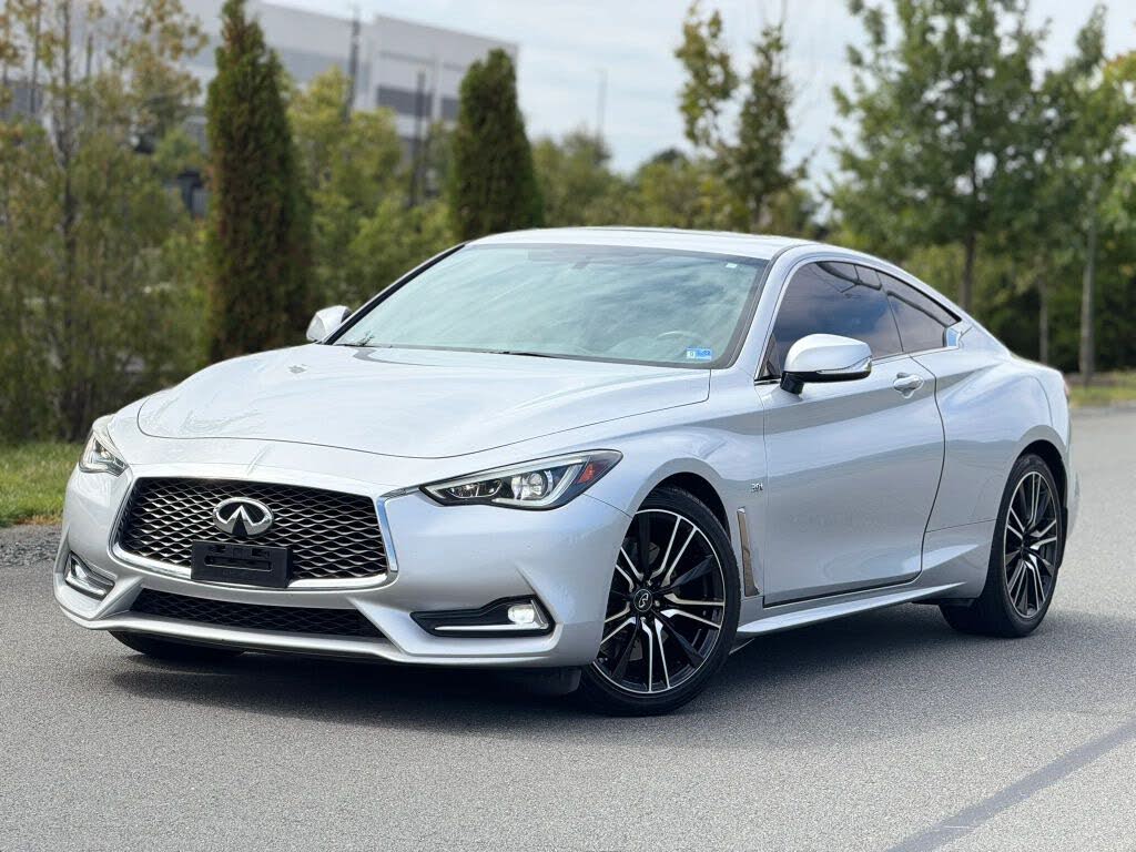 2018 Infiniti Q60 3.0t LUXE