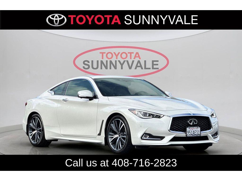 2022 Infiniti Q60 LUXE