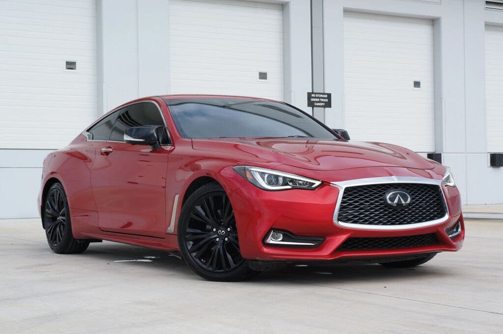2022 Infiniti Q60 LUXE