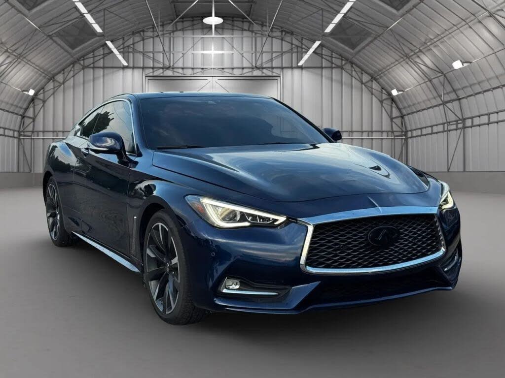 2021 Infiniti Q60 LUXE