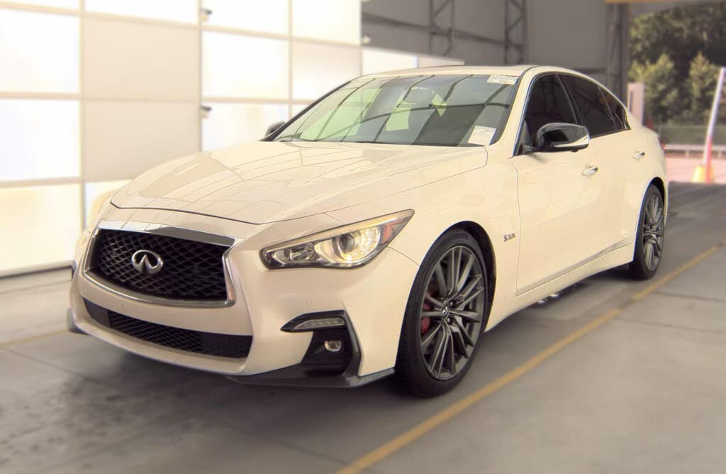 2018 Infiniti Q50 RED SPORT 400