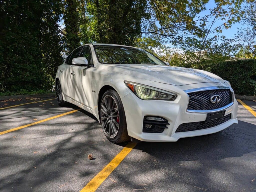 2017 Infiniti Q50 Red Sport 400