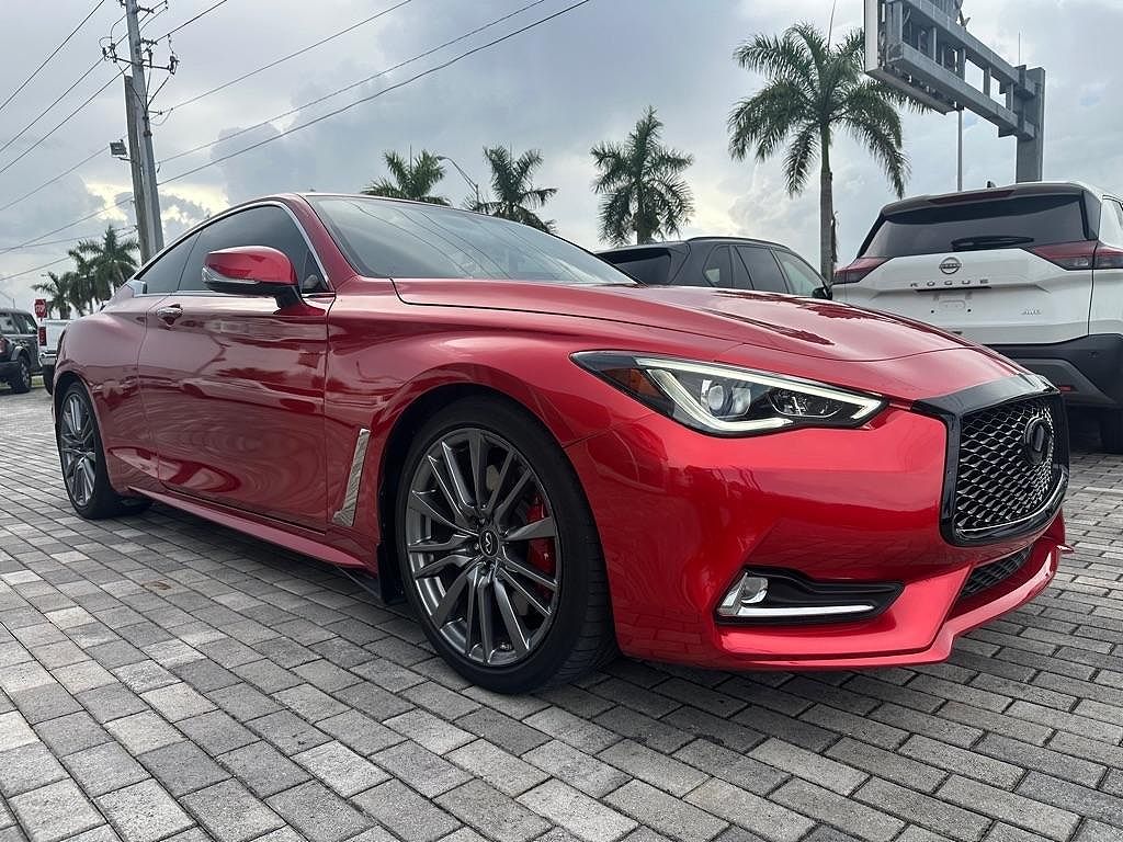 2017 Infiniti Q60 Red Sport 400