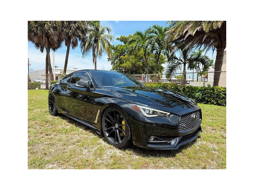 2017 Infiniti Q60 Red Sport 400