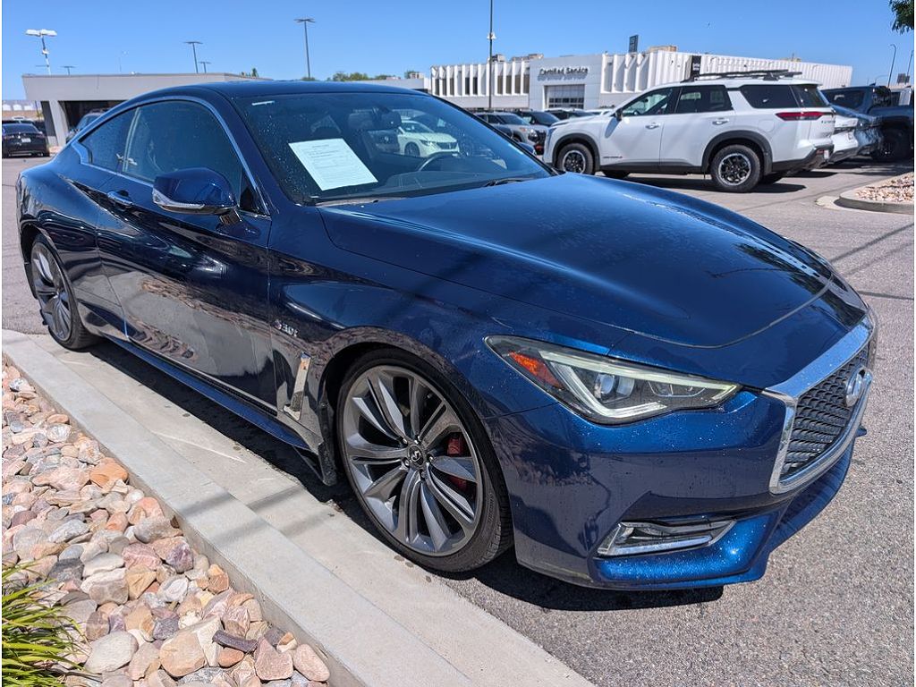 2018 Infiniti Q60 RED SPORT 400
