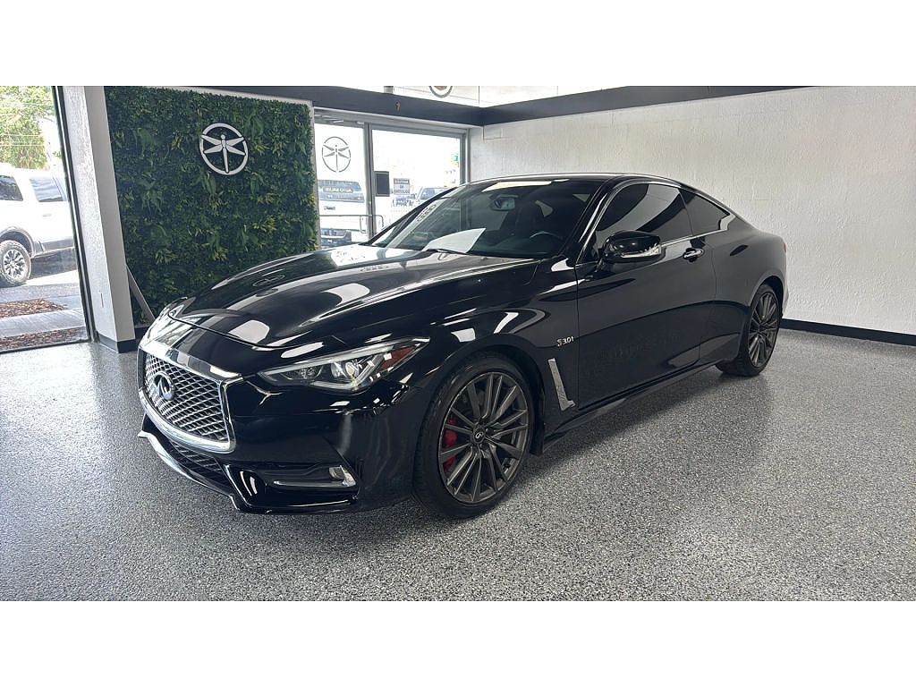 2017 Infiniti Q60 Red Sport 400