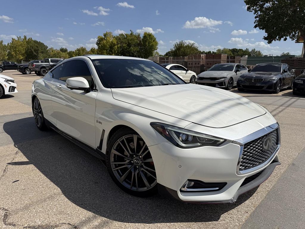 2017 Infiniti Q60 Red Sport 400