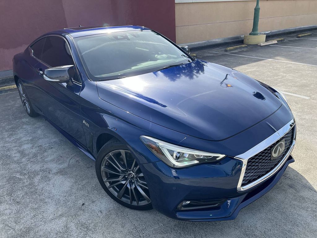 2017 Infiniti Q60 Red Sport 400