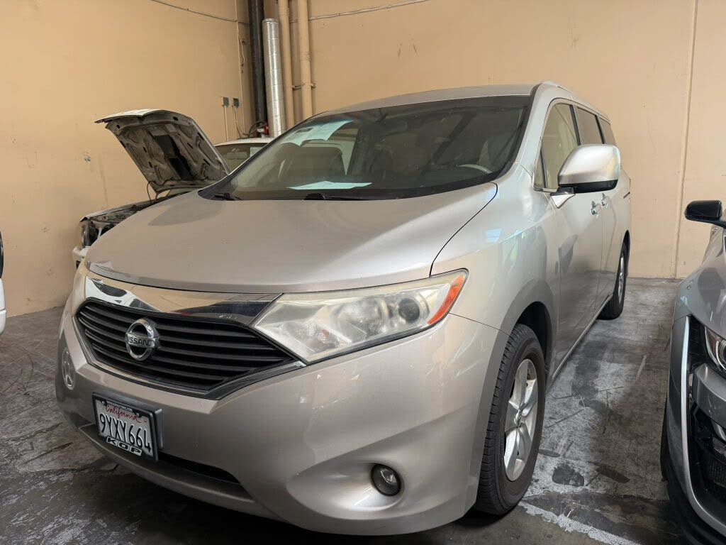 2013 Nissan Quest LE