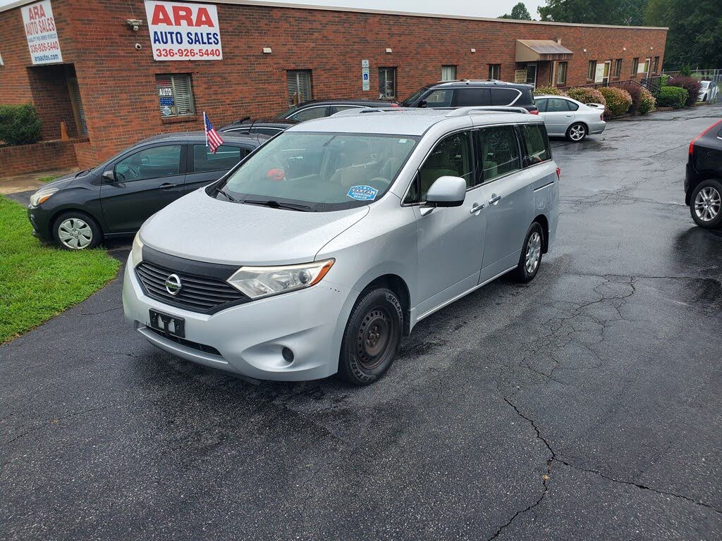 2013 Nissan Quest LE