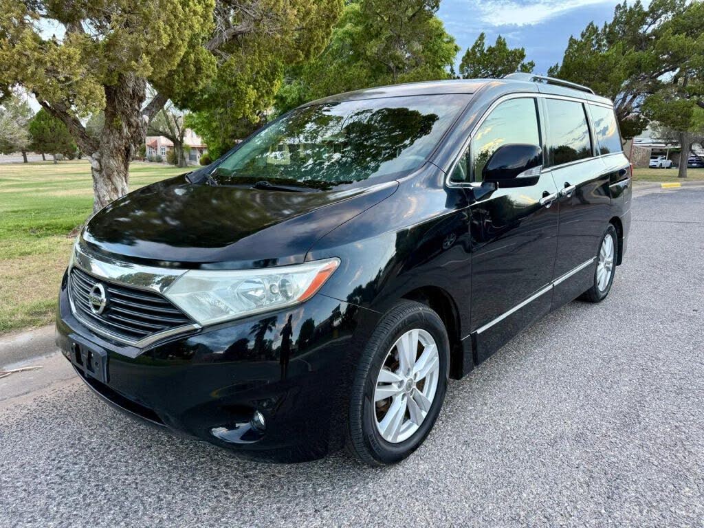 2015 Nissan Quest Platinum