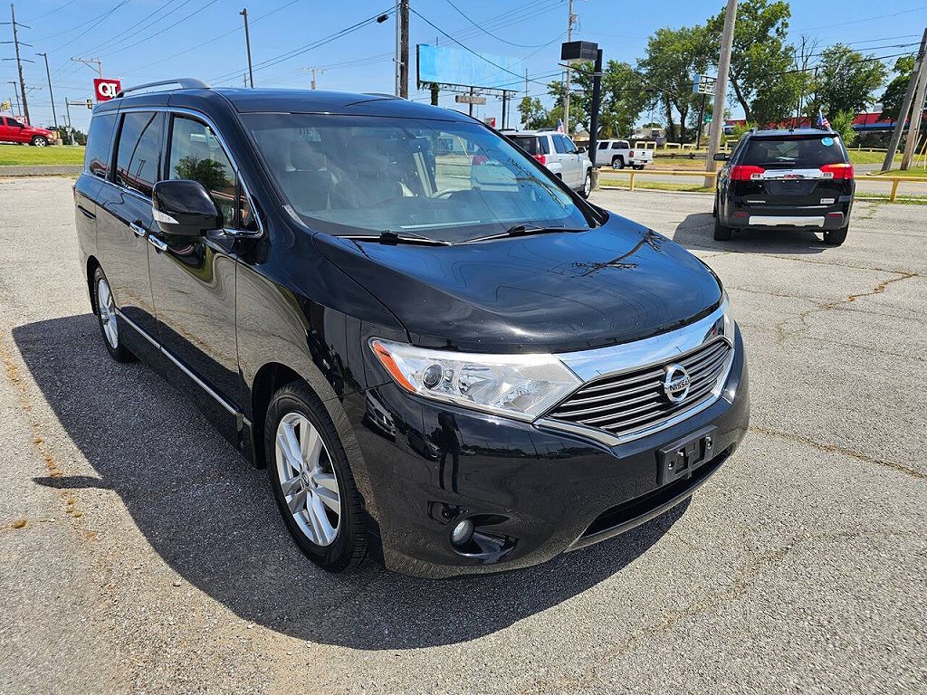 2016 Nissan Quest SV