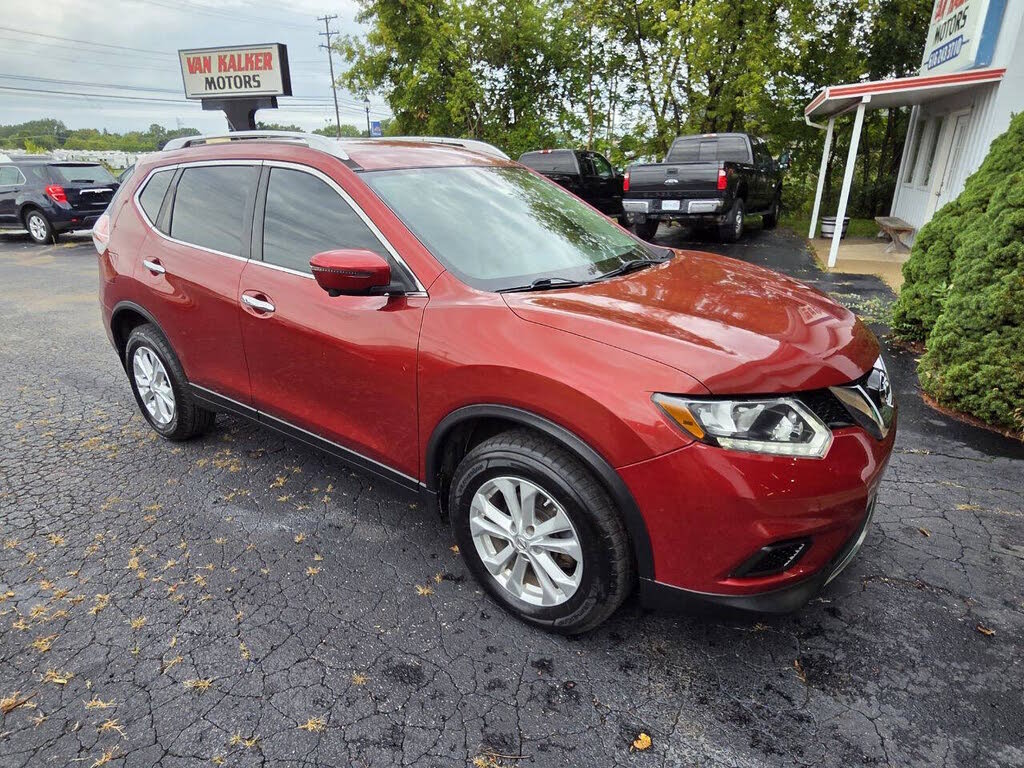 2016 Nissan Rogue SV