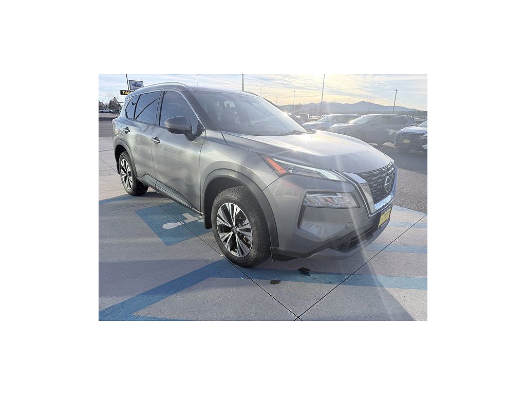 2021 Nissan Rogue SV