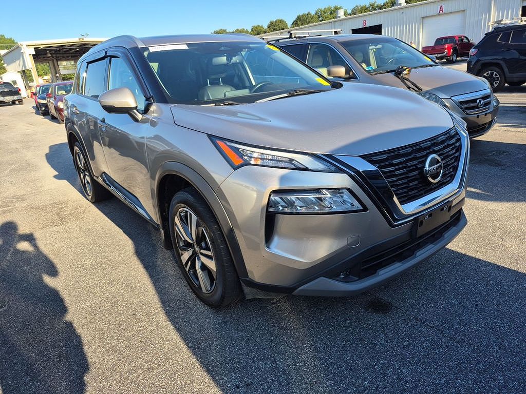 2021 Nissan Rogue SL