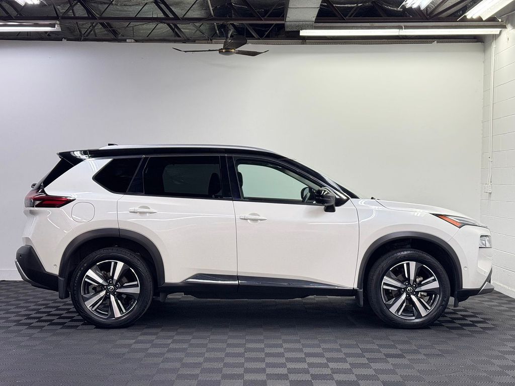 2021 Nissan Rogue Platinum
