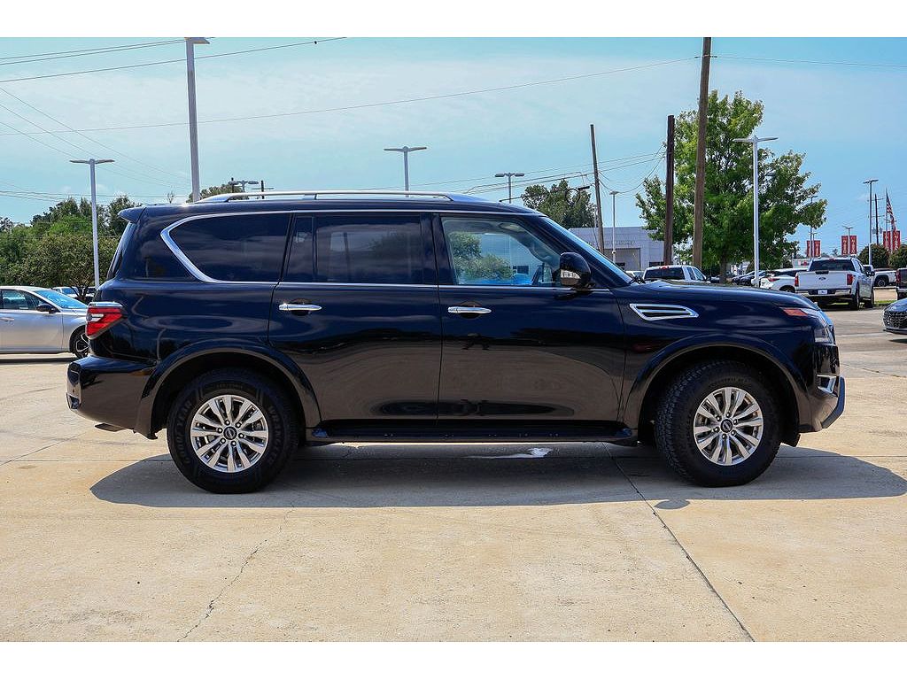 2024 Nissan Armada SV