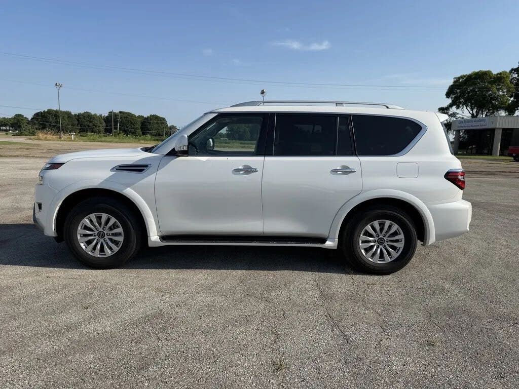 2024 Nissan Armada SV