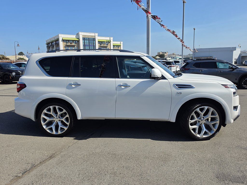 2022 Nissan Armada SL