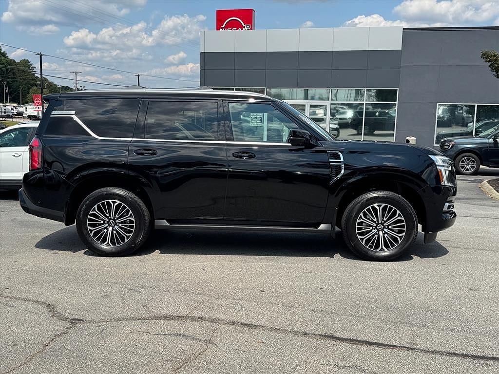 2025 Nissan Armada SL