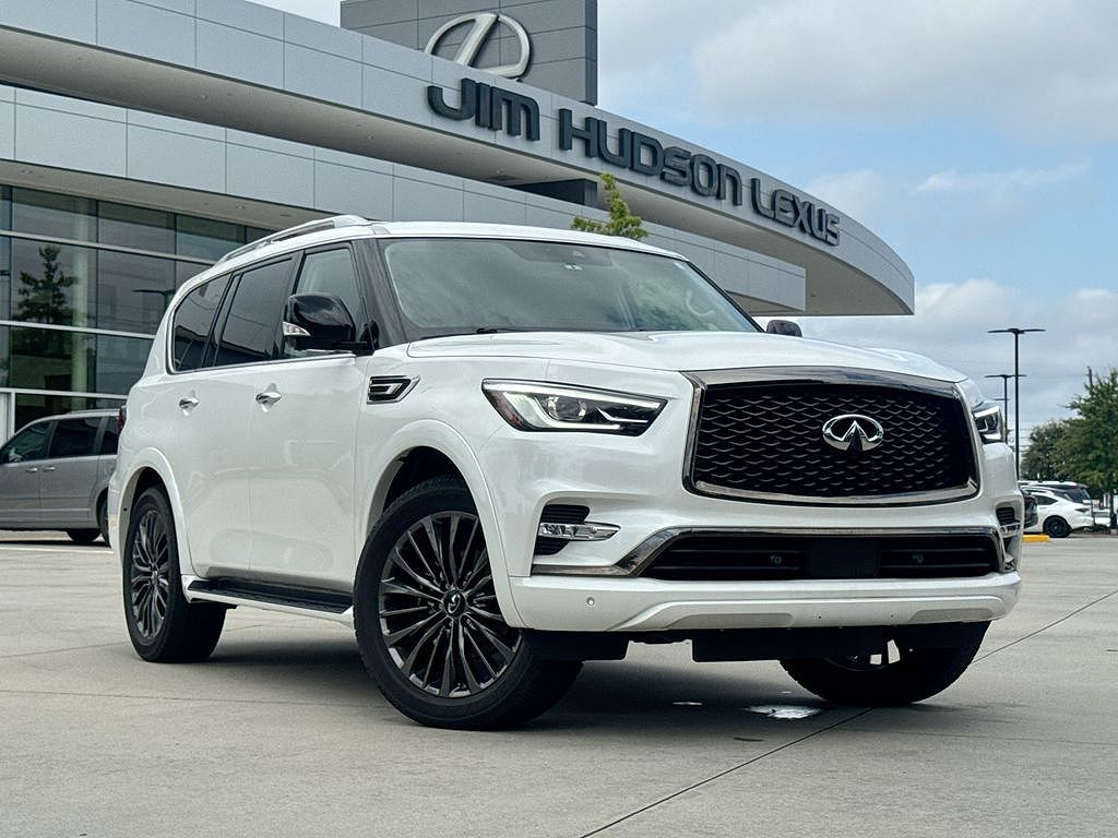 2023 INFINITI QX80 Premium Select
