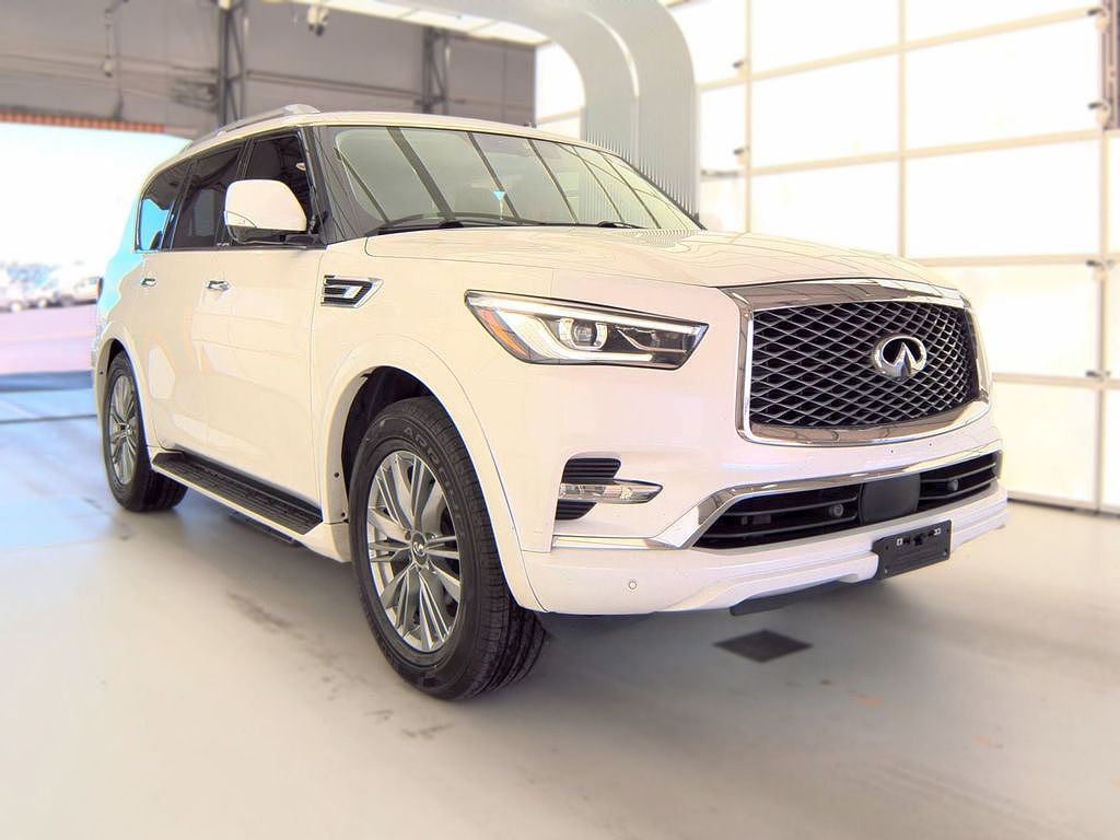 2021 INFINITI QX80 LUXE