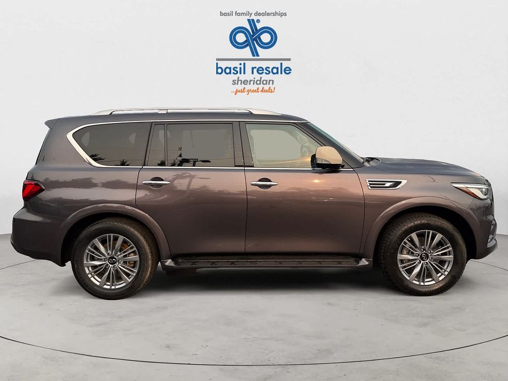 2024 INFINITI QX80 Luxe