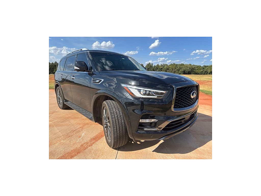 2021 Infiniti QX80 LUXE