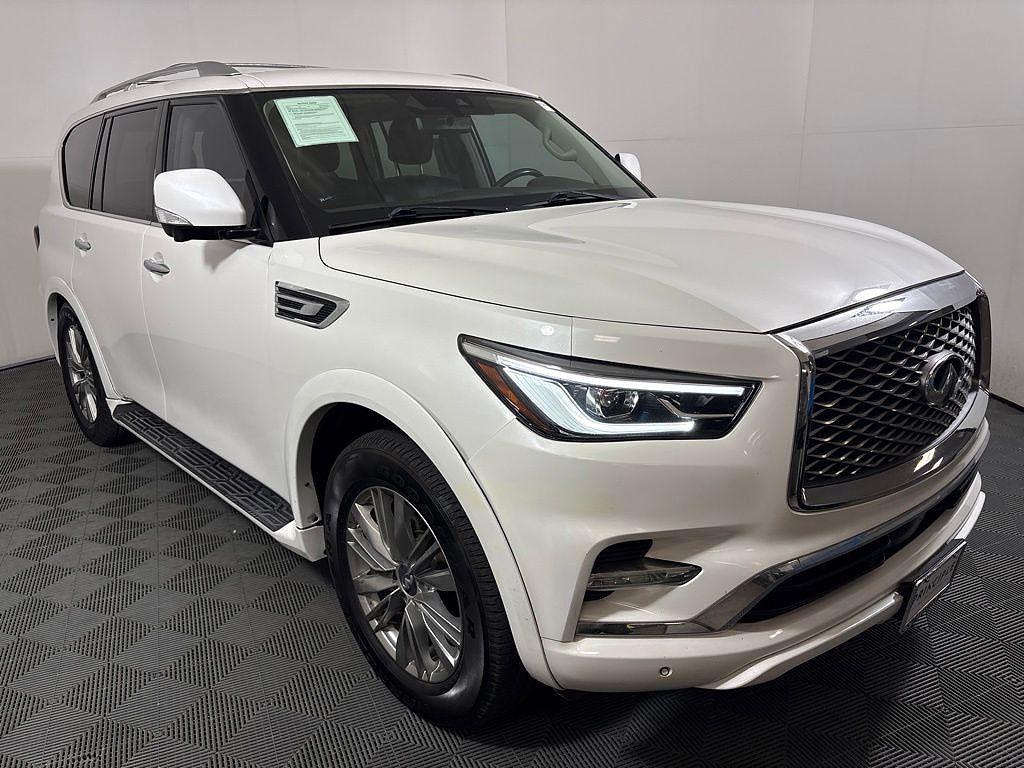 2021 INFINITI QX80 LUXE