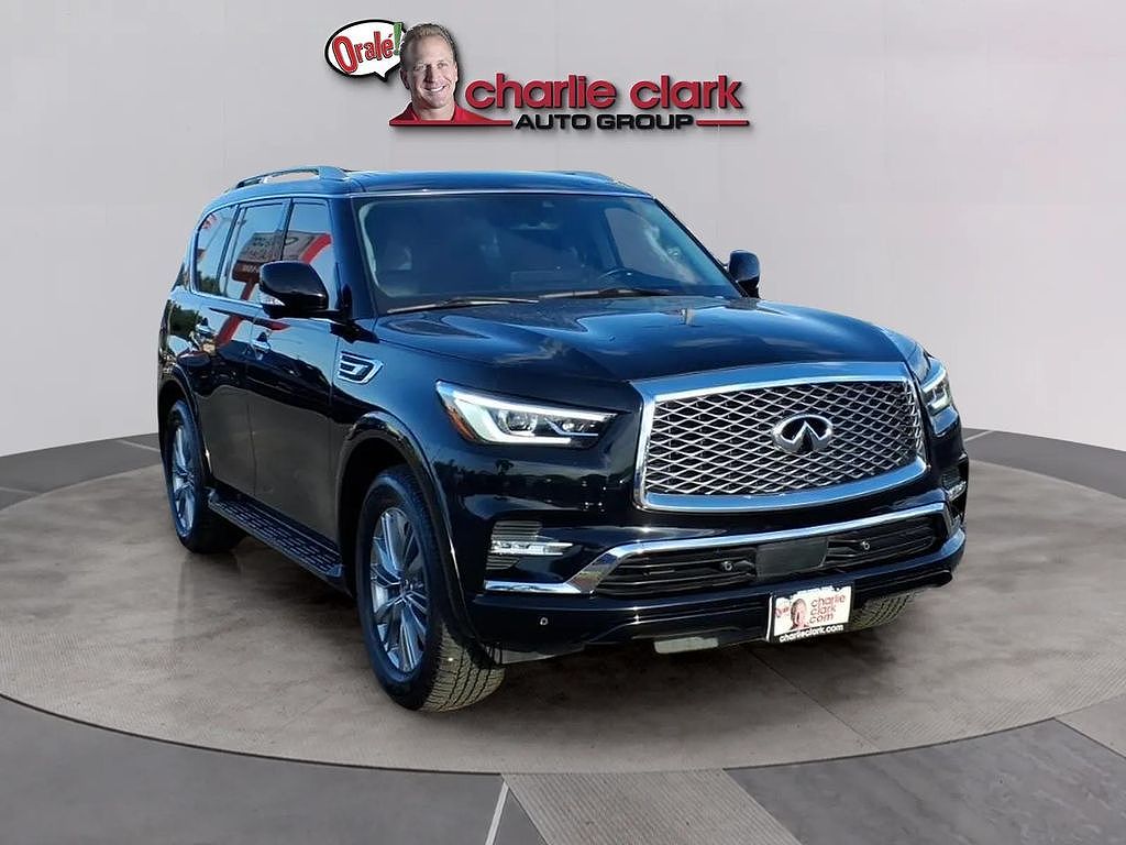 2022 INFINITI QX80 Luxe
