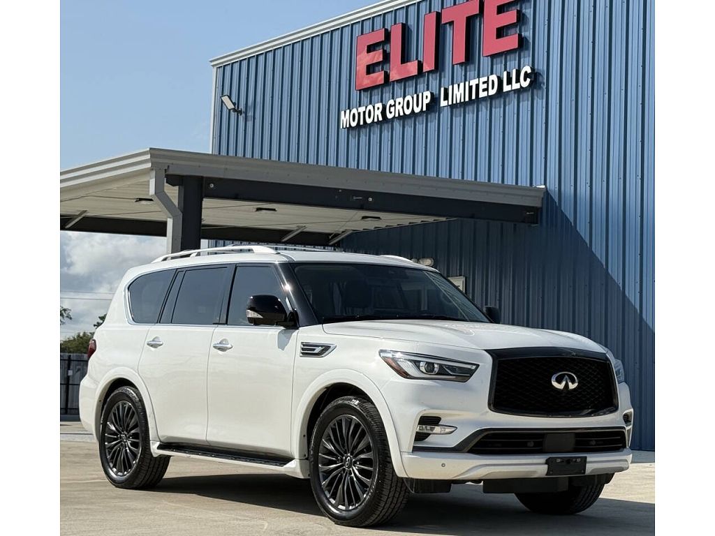 2022 Infiniti QX80 LUXE