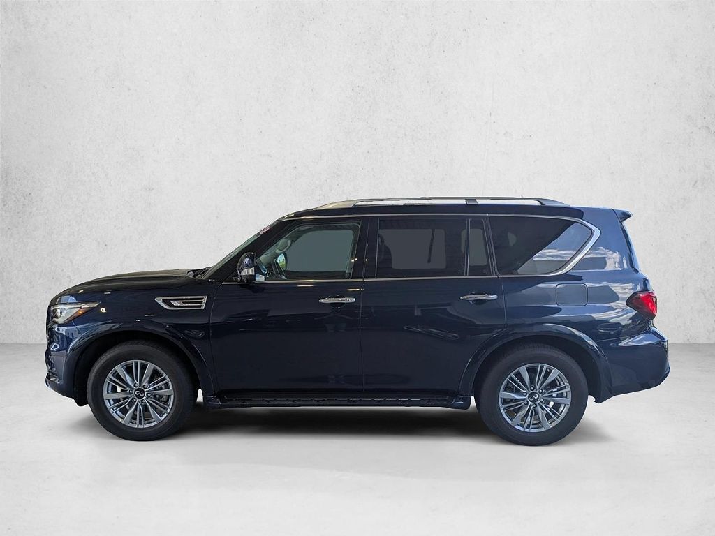 2022 INFINITI QX80 LUXE
