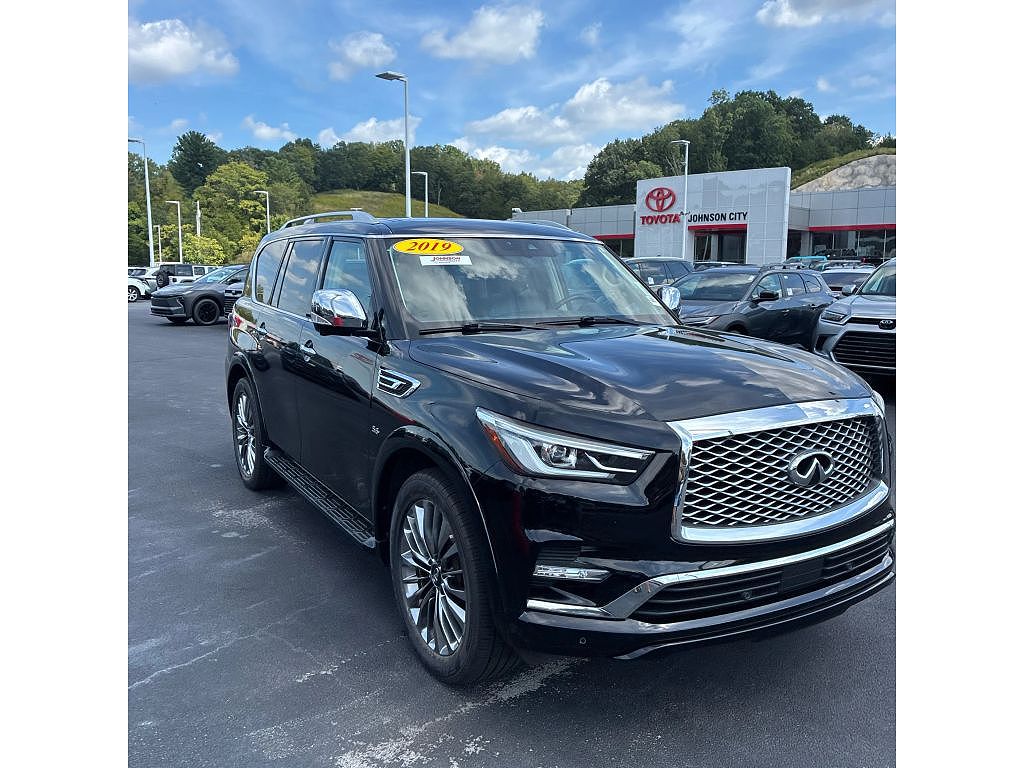 2019 Infiniti QX80 LUXE