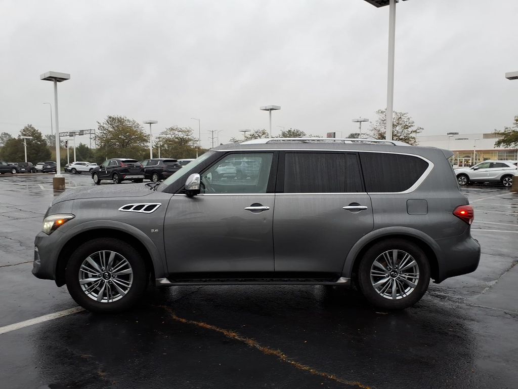 2016 INFINITI QX80 5.6