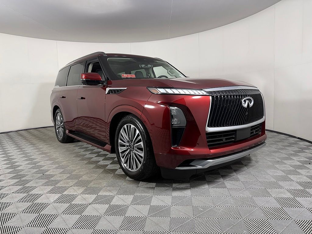 2025 Infiniti QX80 LUXE