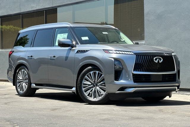 2027 Infiniti QX80 LUXE