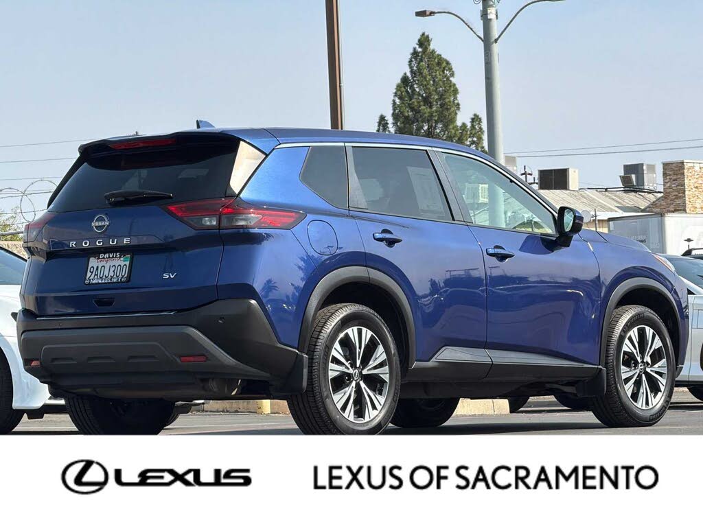 2022 Nissan Rogue SV