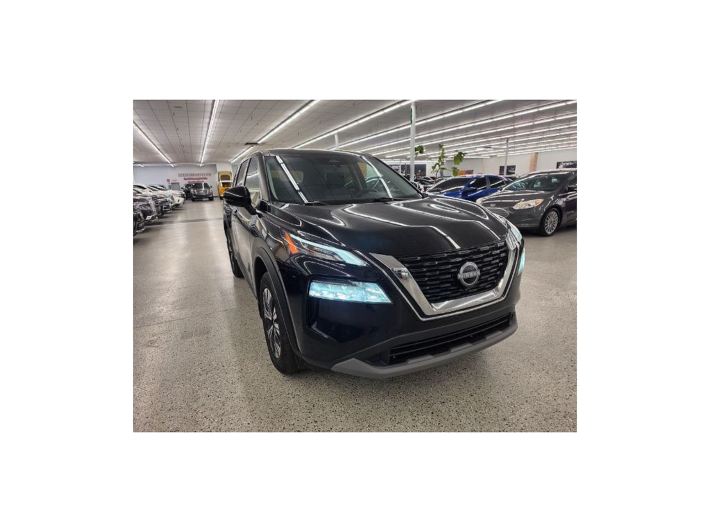 2022 Nissan Rogue SV
